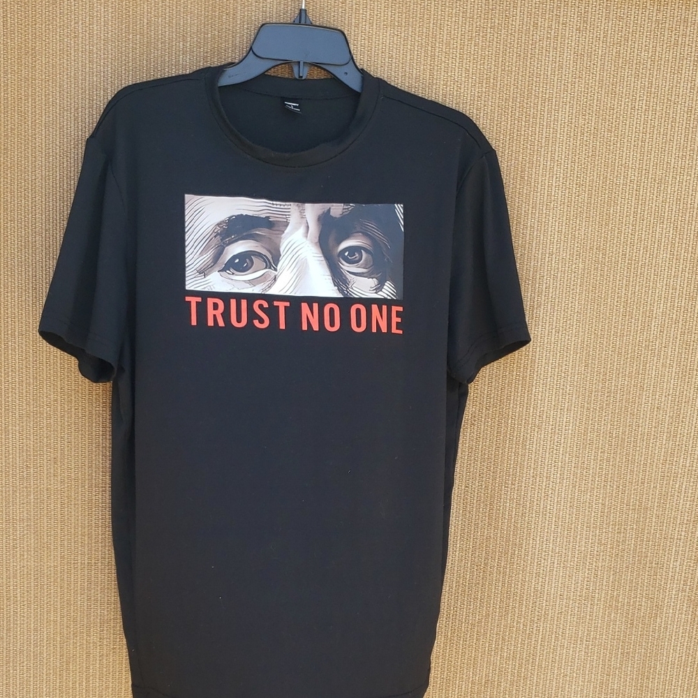 MANFINITY Black Tee with White Tag